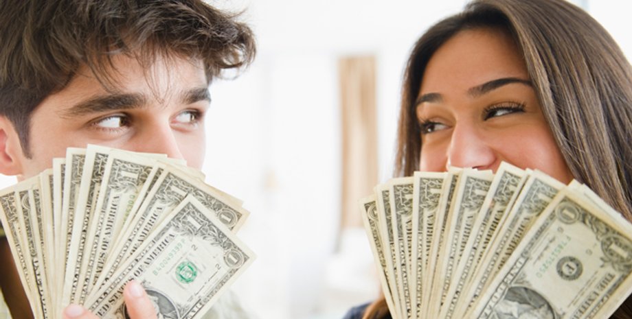 пара радуется, радостная пара, радостные люди, счастливые люди, счастливые люди