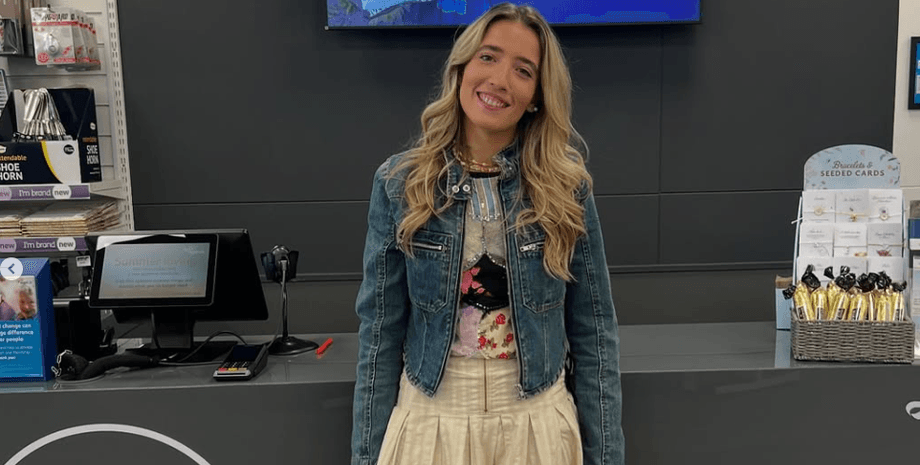 Блогер, потерянный багаж, купила потерянный багаж, чемодан, потерянные в аэропорту вещи, забытый багаж, необычная покупка,