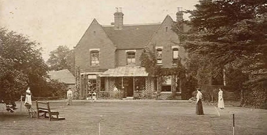 Дом, Саффолк, Англия, Великобритания, призраки, приведения