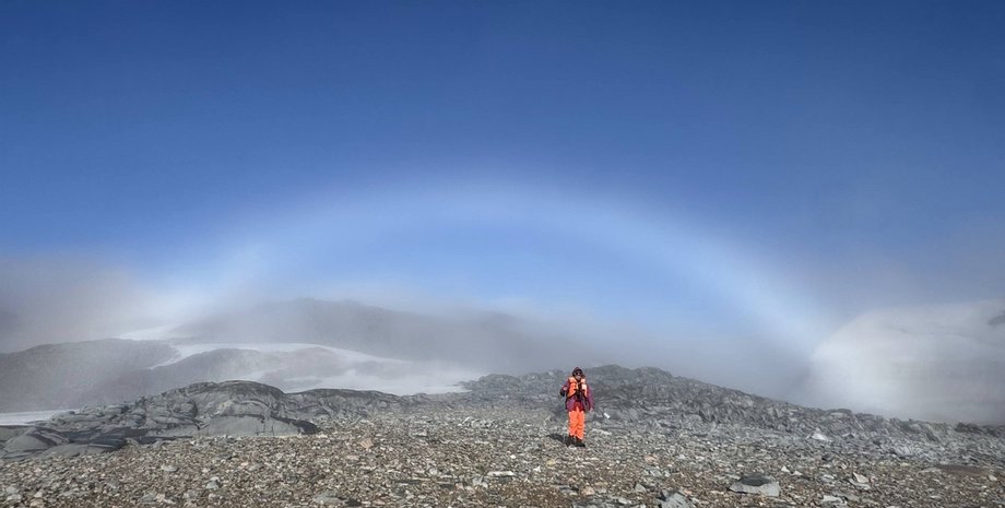 белая радуга