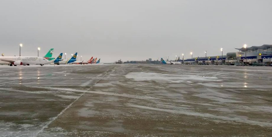 борисполь, жуляны, аэропорт, киев, гололед, гололед в киеве