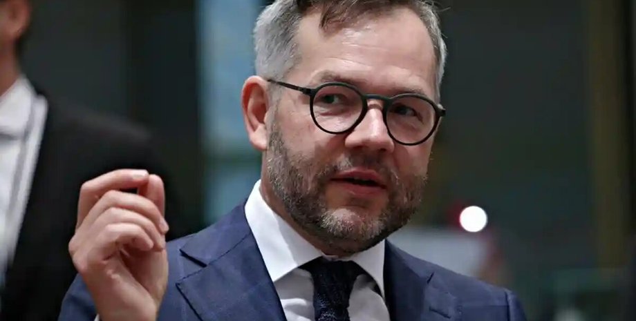 війна в україні, бундестаг, німеччина, політик, відставка, звільнення