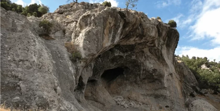 Малюнки в печері Інкая, Знахідки епохи неоліту, Печерне мистецтво, Туреччина, історія, археологія, наскельний живопис, древні люди, неоліт