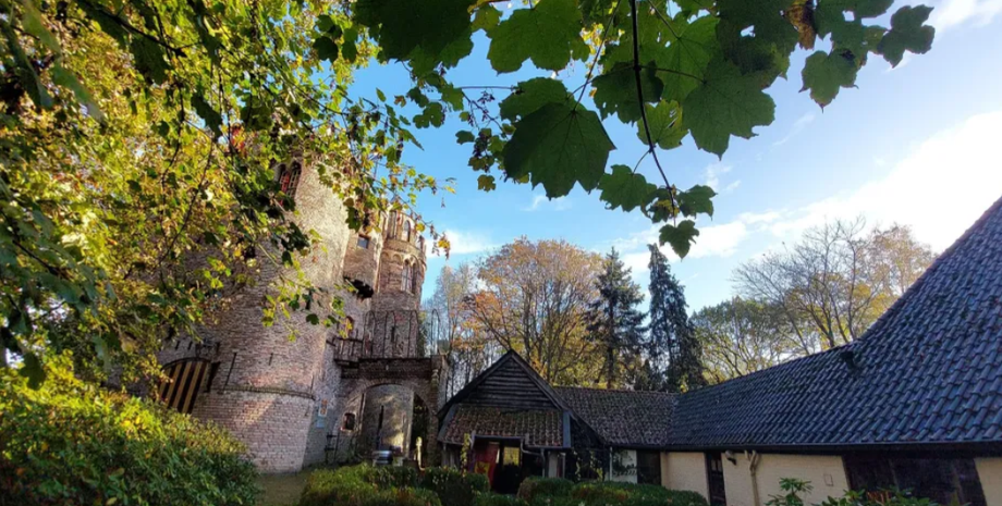 Дідусь збудував замок на 5 поверхів, фото, будівництво, курйози, Нідерланди, туризм, подорожі, Джеррі Халман