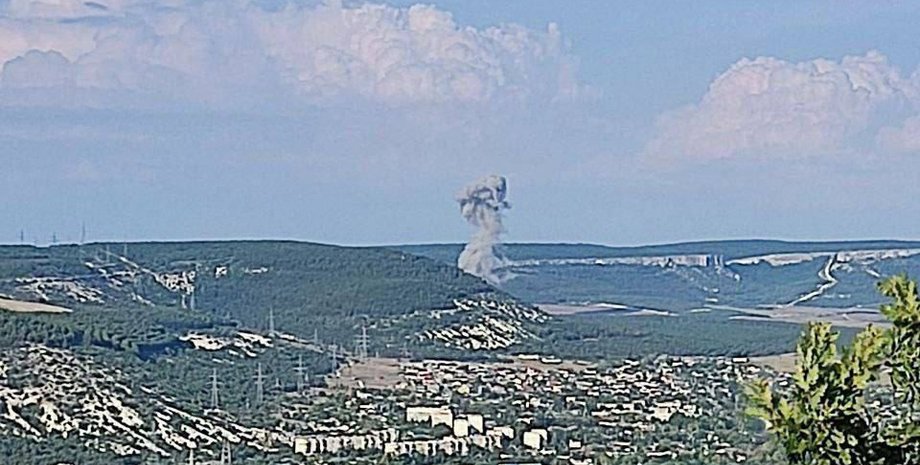 Крым, взрывы, Керченский мост