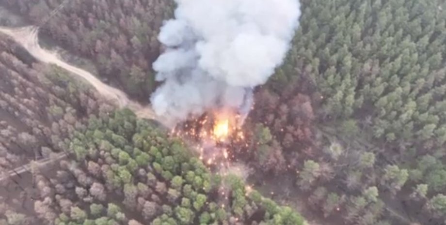 ЗС РФ, Град, БМ-21, польовий склад, боєприпаси