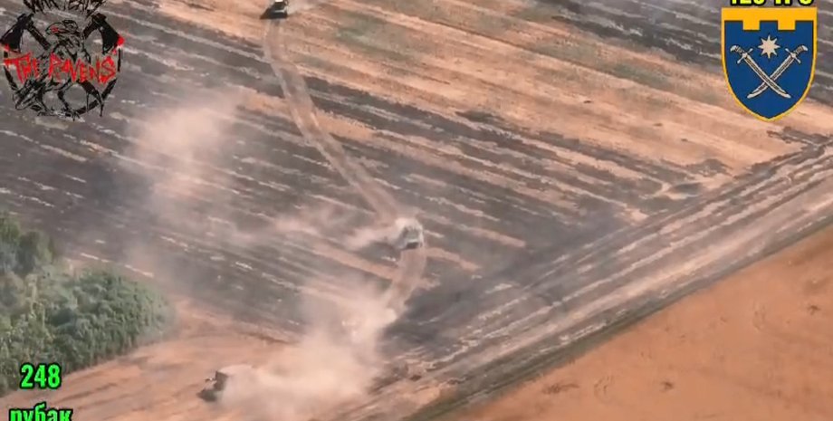 Бронемашины ВС РФ, БМП ВС РФ, танки ВС РФ, ВС РФ атака под Плехово, ВС РФ Курская область, ВС РФ фортификации Курск