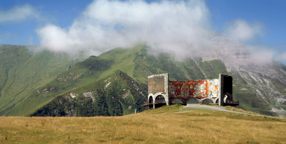Тбилиси — Казбеги — красивый и удобный маршрут для поездки на один-два дня