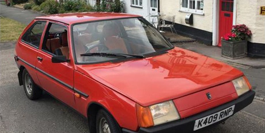 ЗАЗ-1102, ЗАЗ-11022, ЗАЗ-1102 Таврия, Таврия с правым рулем