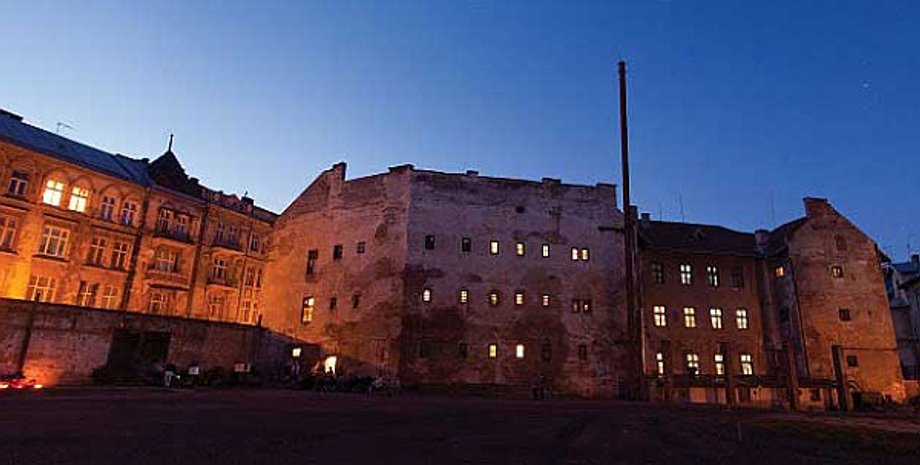 Тюрьма на Лонцкого / Фото: istpravda.com.ua