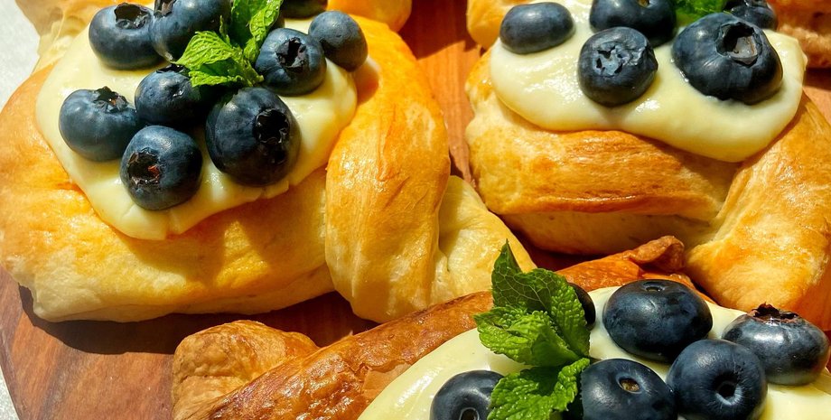 булочки з лохиною, їжа