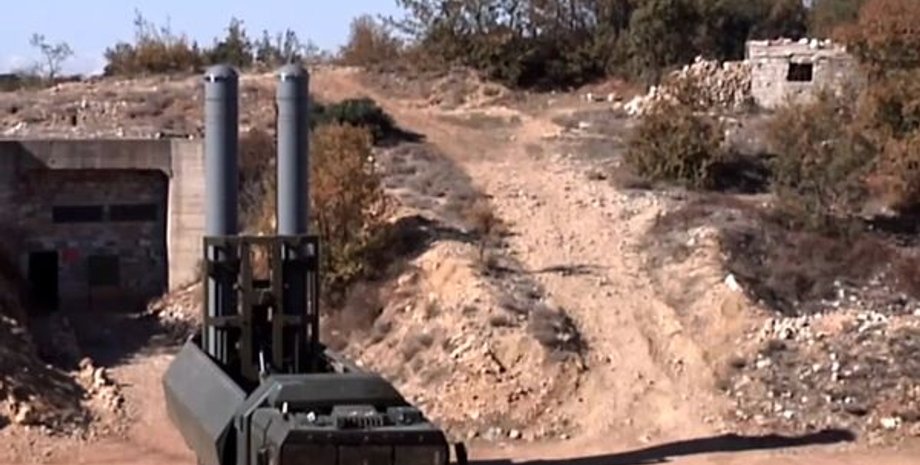 Пуск крылатой ракеты "Оникс" с БРК "Бастион"