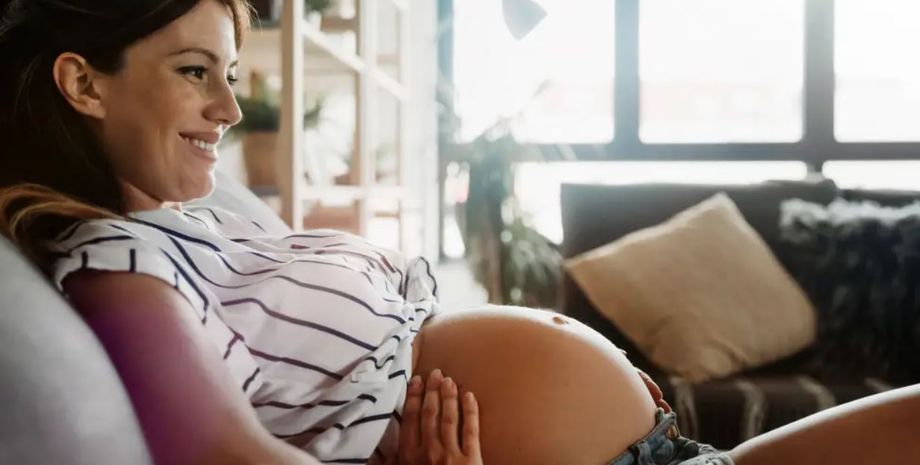 Женщину назвали слишком старой для беременности, хотя ей всего 35 лет, как она на это отреагировала