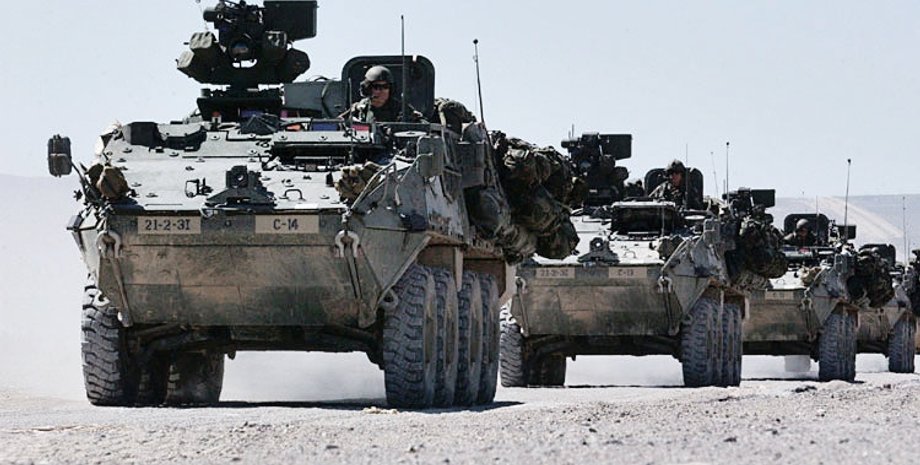 Колона БТР M1126 «Страйкер»