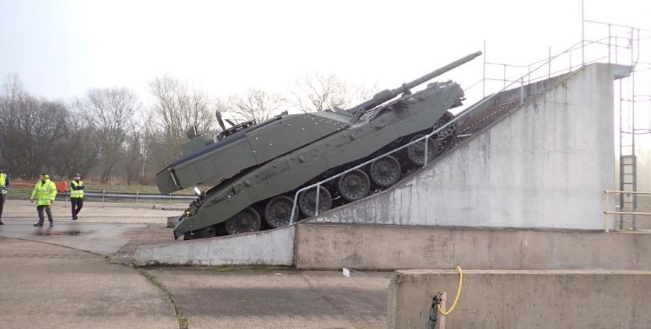 випробування challenger 3