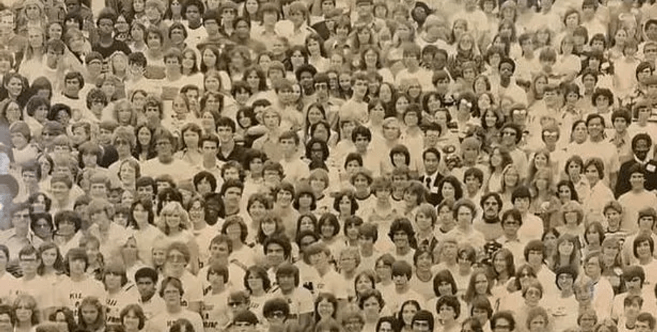 Визуальная головоломка, тренировка зрения, тренировка памяти, найти предмет, панда среди людей, проверка IQ, высокий IQ