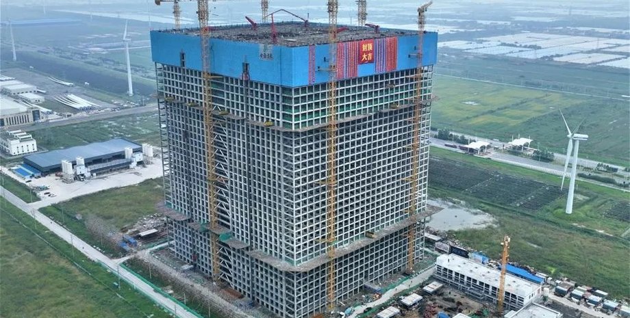 Energy Vault, гравітаційний акумулятор, геоакумулятор,