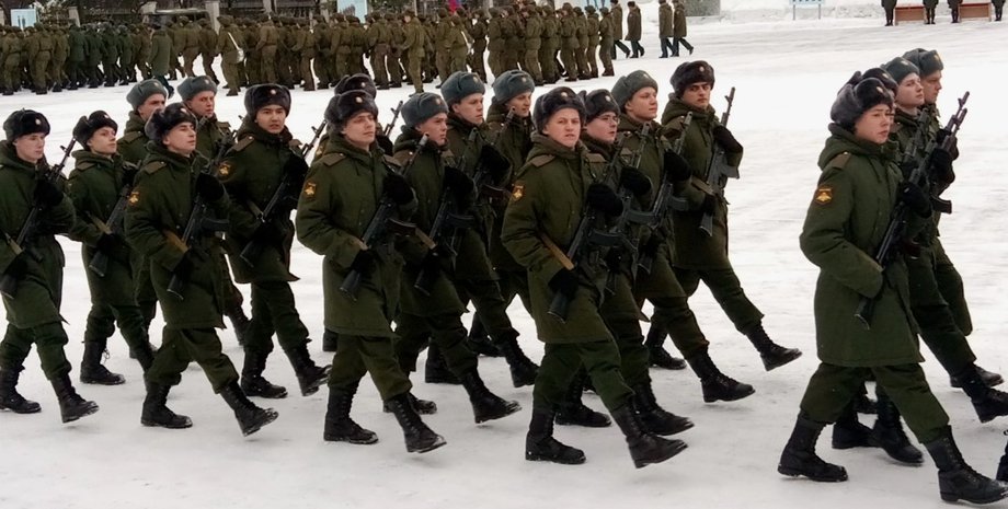 солдати ЗС РФ