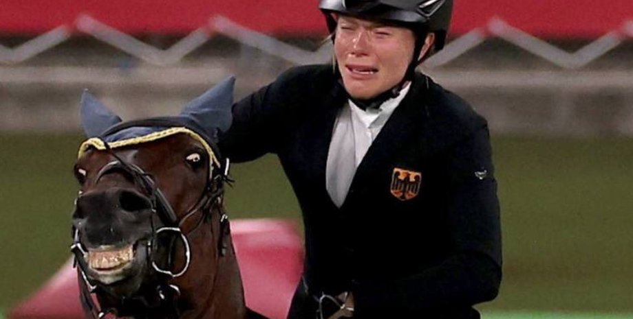 Saint Boy, Анника Шлеу, мемы,