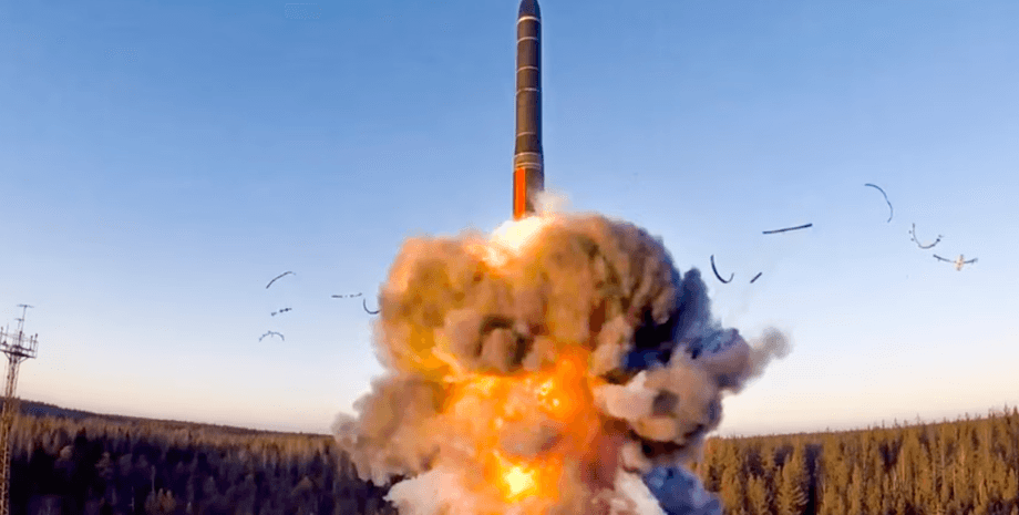 Баллистическая ракета