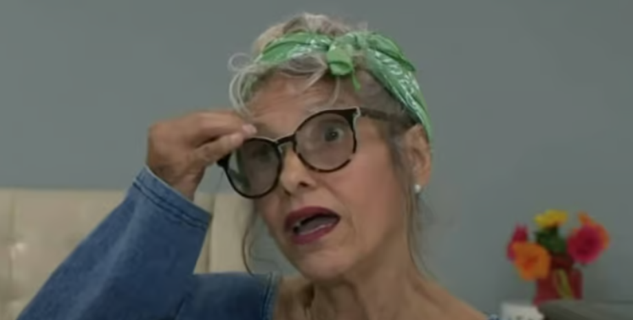 Пенсионеры живут в фургоне, чтобы не платить за дорогую аренду жилья, супруги переехали в дом на колесах