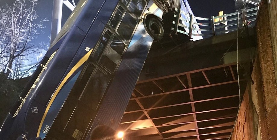 автобус, ДТП, Нью-Йорк