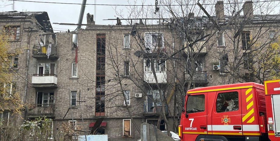 ВС РФ ударили по дому в Каменском