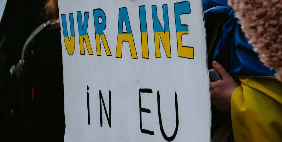 "Засуджуйте корумпованих чиновників": у ЄС висунули Україні нову умову для членства, — Politico