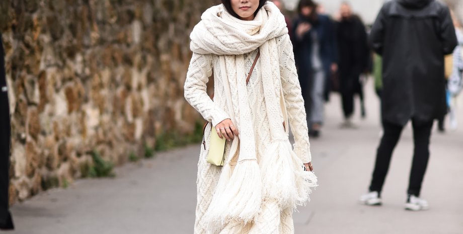 девушка в шарфе