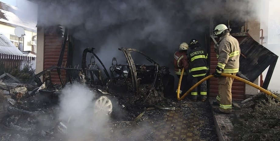 Пожар в Днепре, днепр, тесла,