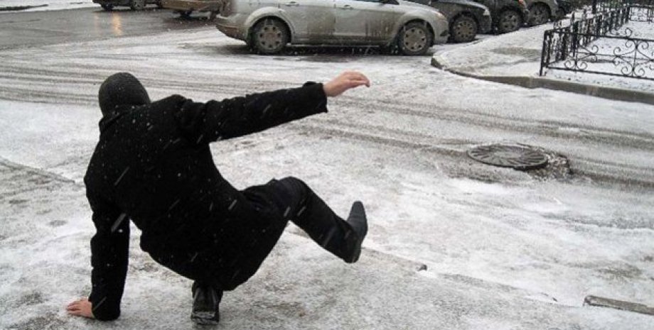 Гололед в Киеве, гололедица, Киев, погода, непогода сохранится, лед на дорогах, 14 декабря