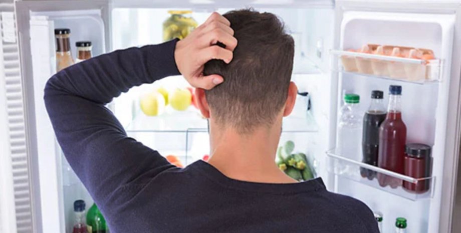 Експерти розповіли про помилки людей під час використання холодильника через які продукти псуються швидше