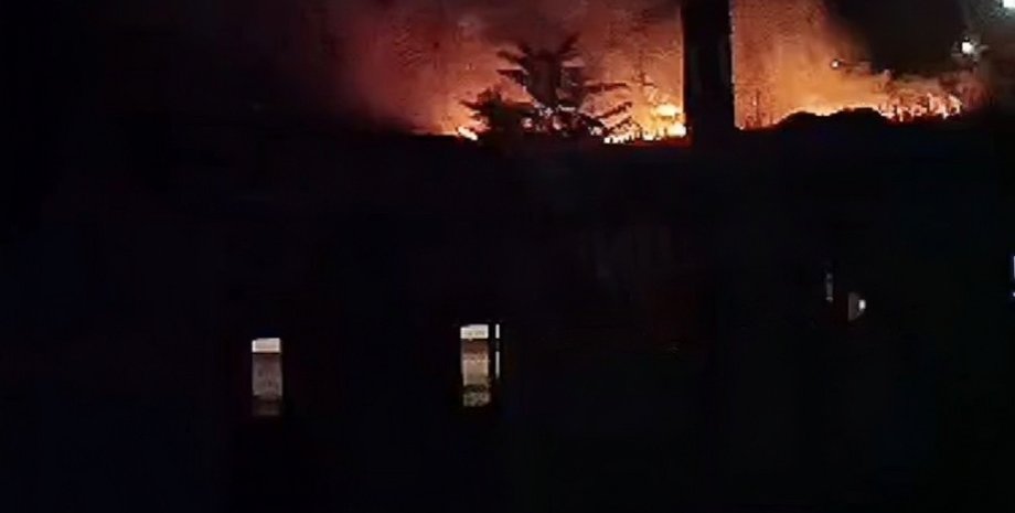 Ростов, пожежа, фото