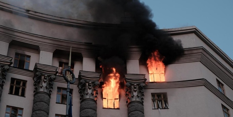 Ударом по Кабмину в Киеве Путин начал новый этап войны Путин набрался смелости и начал новый этап войны