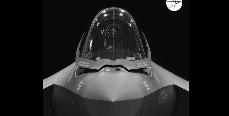 Польський винищувач F-35 "Гусар"