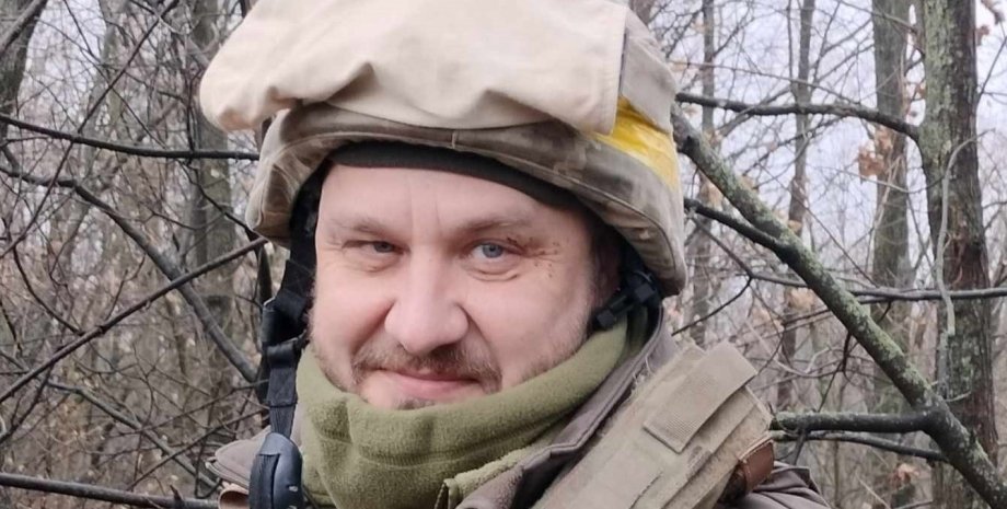 L'écrivain-soldat Pavel Belyansky, à la veille de la sortie de son livre sur la ...