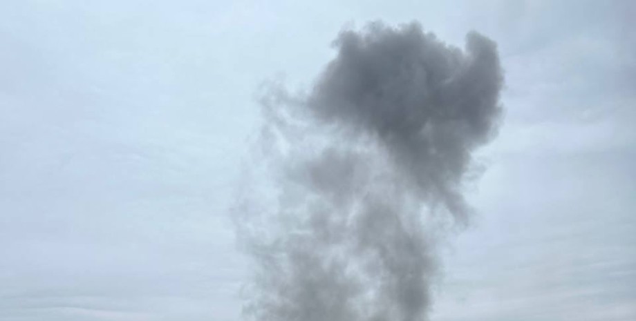 Дым, погранпункт, Троебортное, Брянская область, обстрел, фото