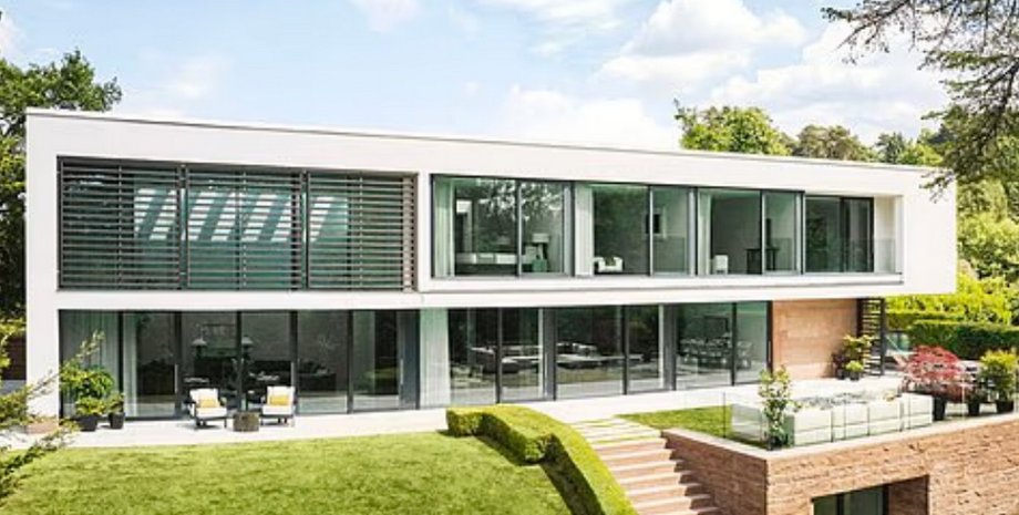 Мать двоих детей получила четырехкомнатный особняк в престижном районе