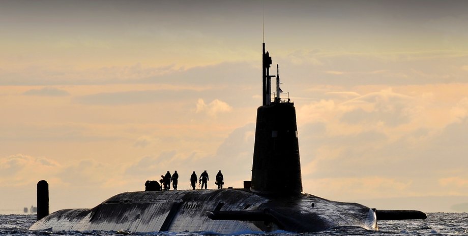 Подлодка HMS Vanguard