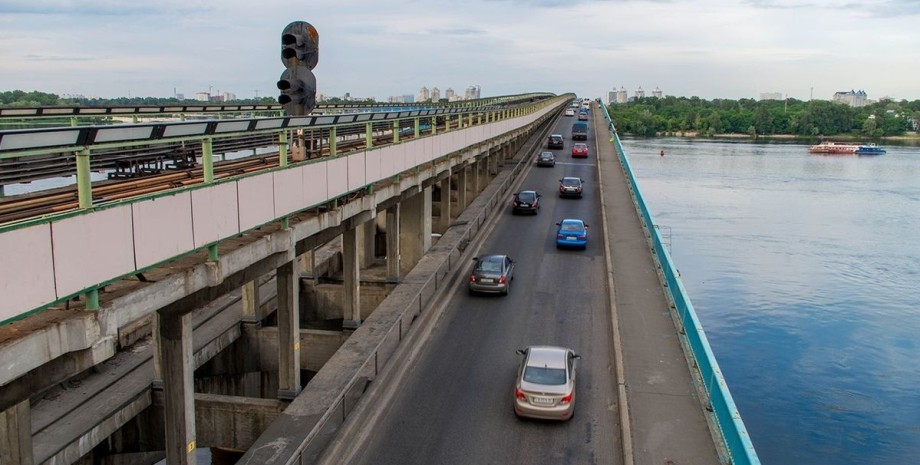 Киев, мост метро, ремонт, транспорт, ограничение движения,