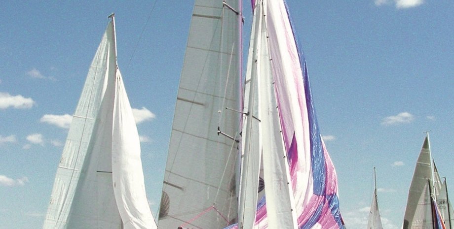 Парусная регата на Кременчугском море