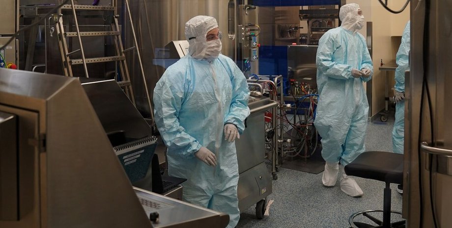 AstraZeneca, вакцина, США, виробництво, припинення,