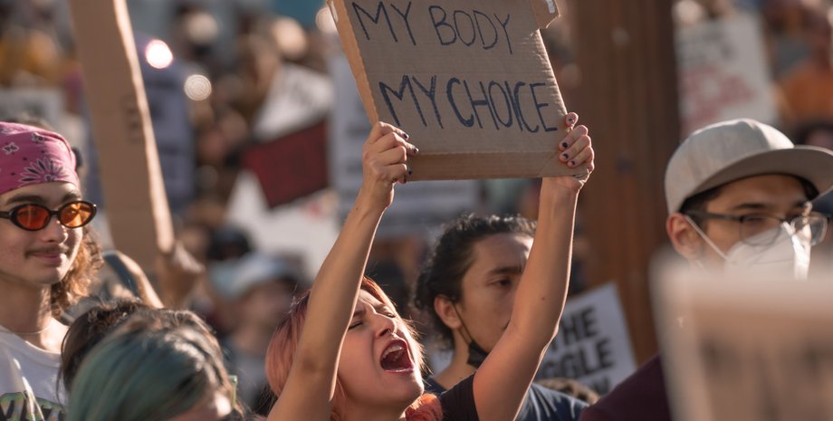 мое тело, моей выбор, девушка, за аборты, пикет
