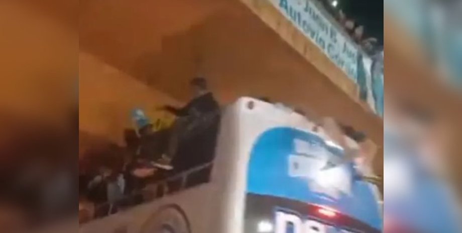 аргентина футболисты, футболисты, Бельграно, клуб Бельграно, победа, авария мост