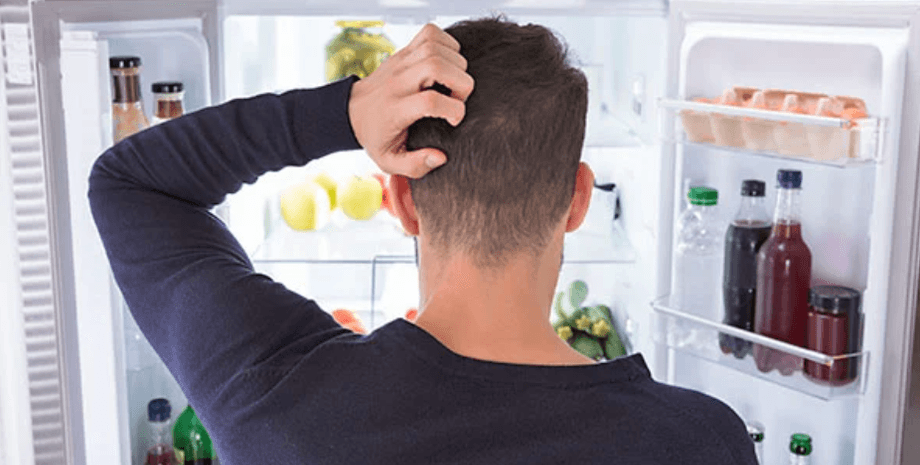 Рацион без овощей и фруктов, мужчина 35 лет ел только три продукта, в частности хлеб и сухие завтраки