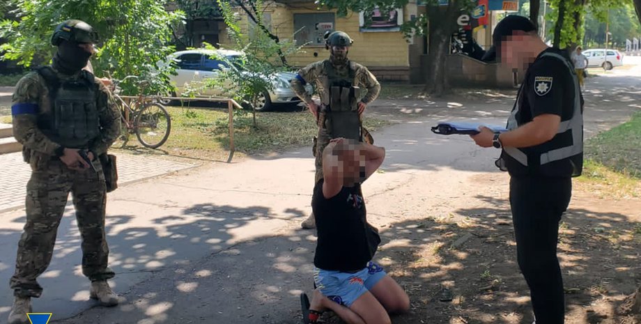 СБУ затримання паспорта диверсанти Харків фальшиві документи