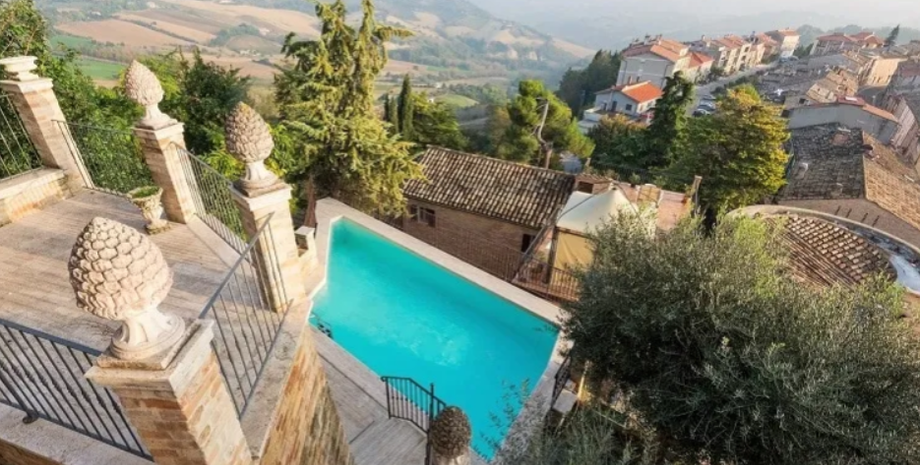 Село в Італії здають в оренду всього за 21 долар за ніч, туризм, подорожі, курйози, оренда житла, Італія, фото