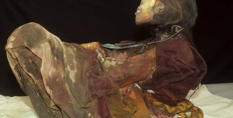 Археологи нашли мумию в Перу