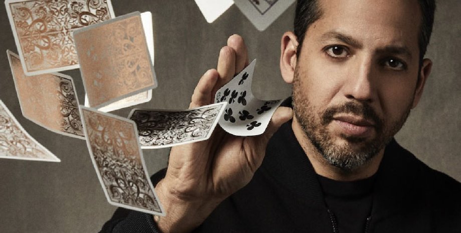 Мы проморгали чудеса. Ученые раскрыли секрет иллюзий Дэвида Блейна