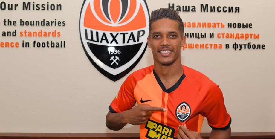 Педриньо, Шахтер, трансферы